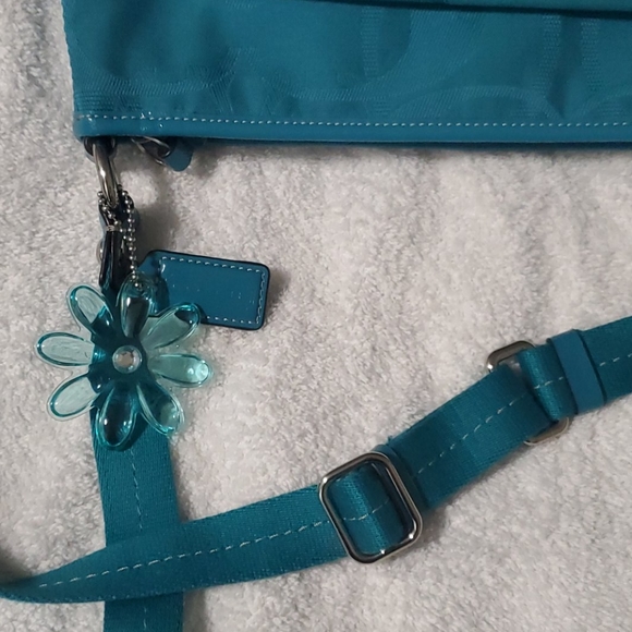 Coach Body Bag - Picture 11 of 11